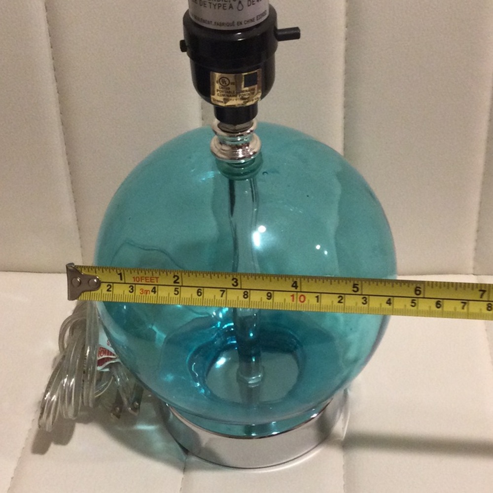 NWOT Blue Glass Table Lamp With Cream/White Shade - Picture 6 of 16